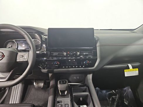 New 2026 Nissan Pathfinder Rock Creek image 17