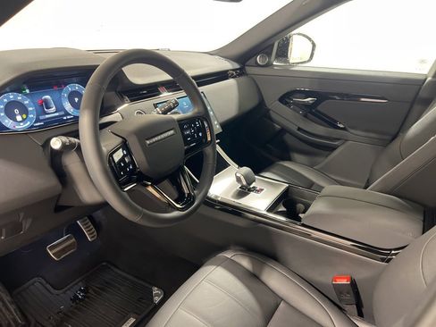 Used 2025 Land Rover Range Rover Evoque Dynamic SE image 10
