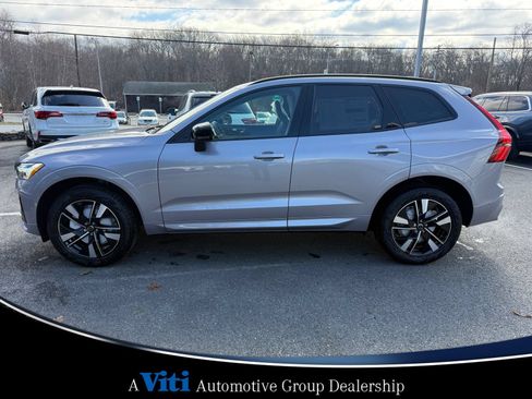 Used 2026 Volvo XC60 B5 Plus w/ Protection Package Premier AWD/4WD image 5