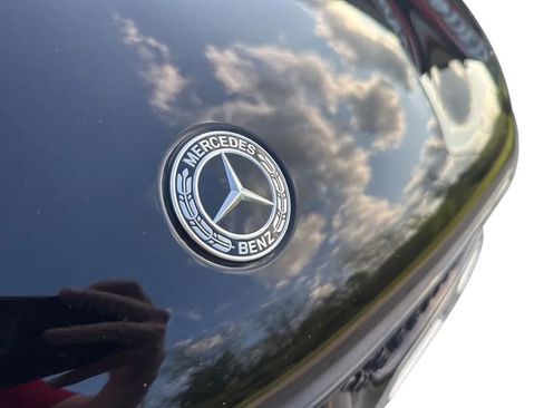 Used 2024 Mercedes-Benz GLC 300 4MATIC image 27