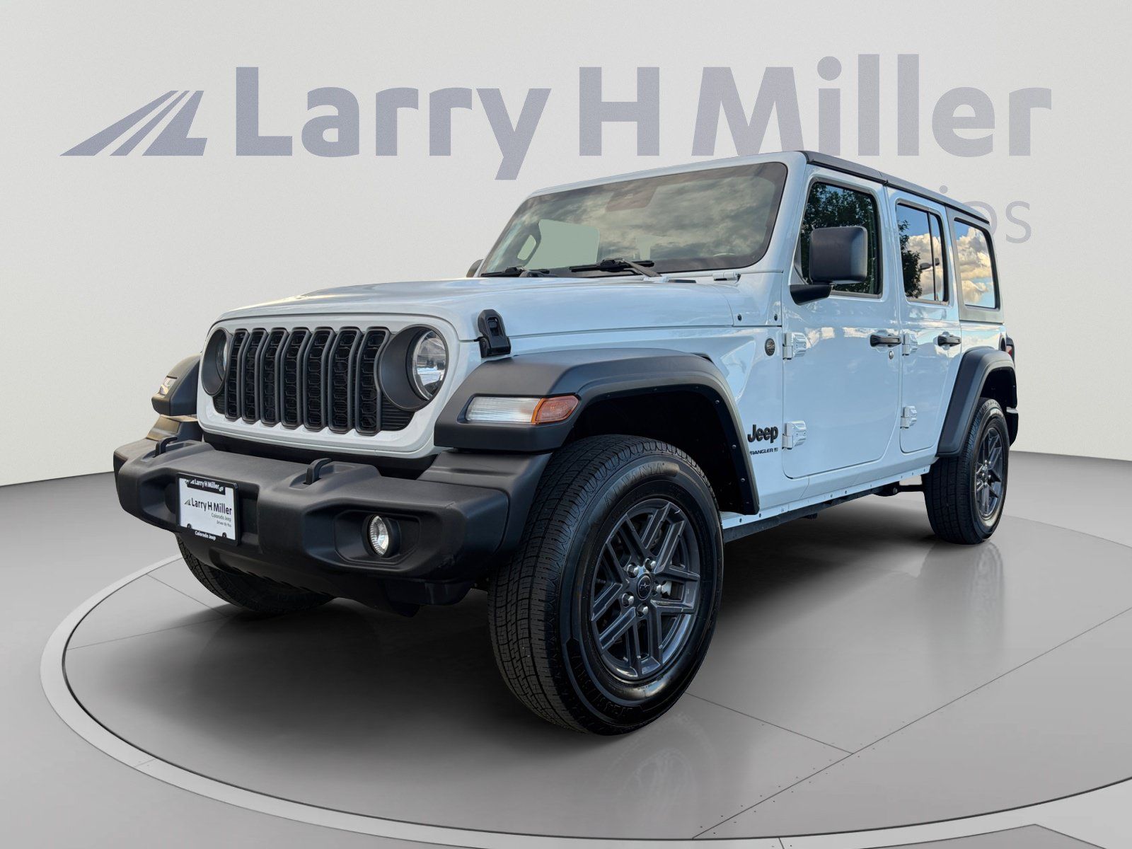Used 2024 Jeep Wrangler Unlimited Sport AWD/4WD image 1