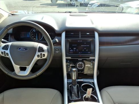 Used 2013 Ford Edge Limited w/ Driver Entry Pkg image 6
