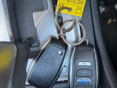 Used 2023 Subaru Crosstrek 2.0i Premium image 21