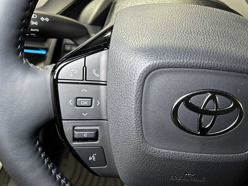 Used 2025 Toyota Prius AWD image 23