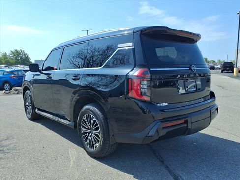 Used 2025 Nissan Armada Platinum AWD/4WD image 6