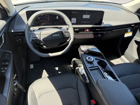 New 2026 Kia EV6 Light RWD image 15