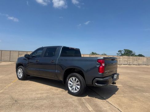 Used 2020 Chevrolet Silverado 1500 Custom w/ Custom Value Package RWD image 14
