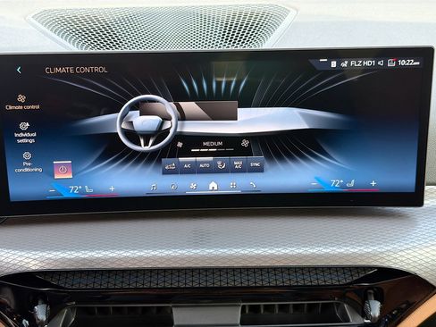 New 2026 BMW i4 eDrive40 w/ Parking Assistance Package RWD image 34
