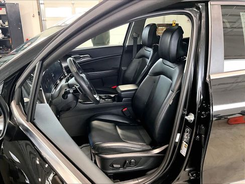 Used 2023 Kia Sportage EX w/ EX Premium Package image 10