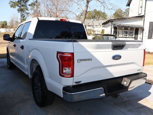 Used 2016 Ford F150 XLT image 7