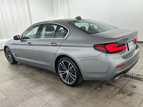 Used 2023 BMW 540i xDrive w/ Premium Package AWD/4WD image 3