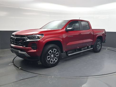 Used 2026 Chevrolet Colorado Z71 w/ Technology Package AWD/4WD image 9