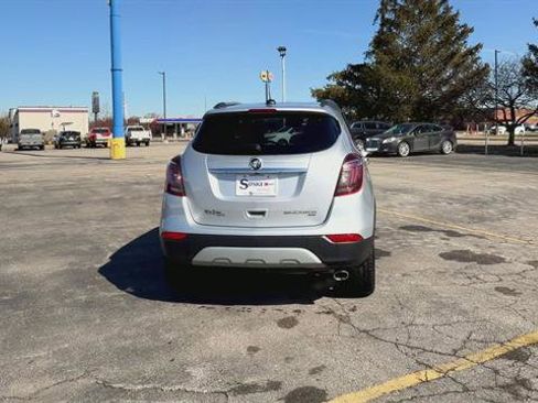 Used 2022 Buick Encore Preferred w/ Safety Package image 8
