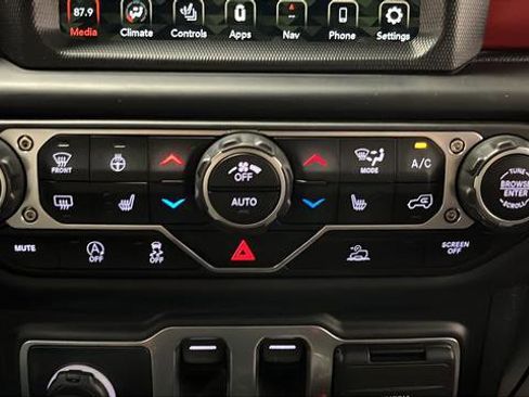 Certified 2023 Jeep Wrangler Rubicon w/ Steel Bumper Group AWD/4WD image 17