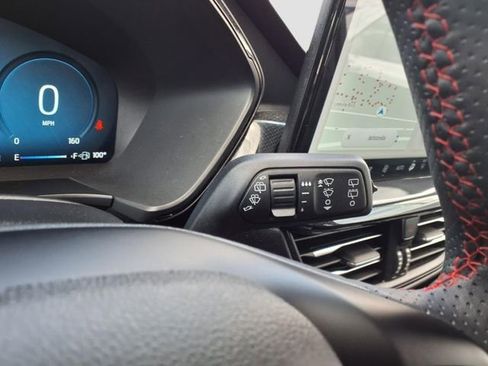 Used 2023 Ford Escape ST-Line Select image 24