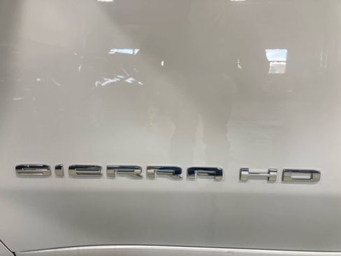 Used 2024 GMC Sierra 2500 SLE w/ SLE Convenience Package image 24