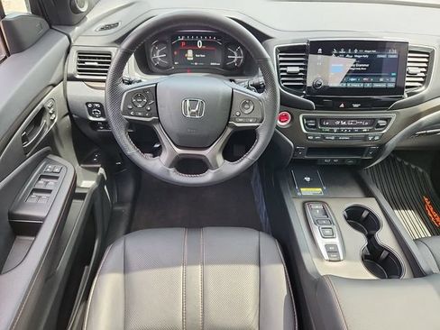 Certified 2024 Honda Passport TrailSport image 13