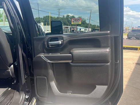 Used 2021 GMC Sierra 2500 AT4 w/ AT4 Premium Plus Package AWD/4WD image 13