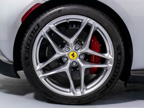 Certified 2025 Ferrari Roma Spider image 60