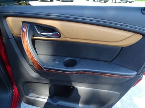 Used 2014 Chevrolet Traverse AWD LTZ image 42