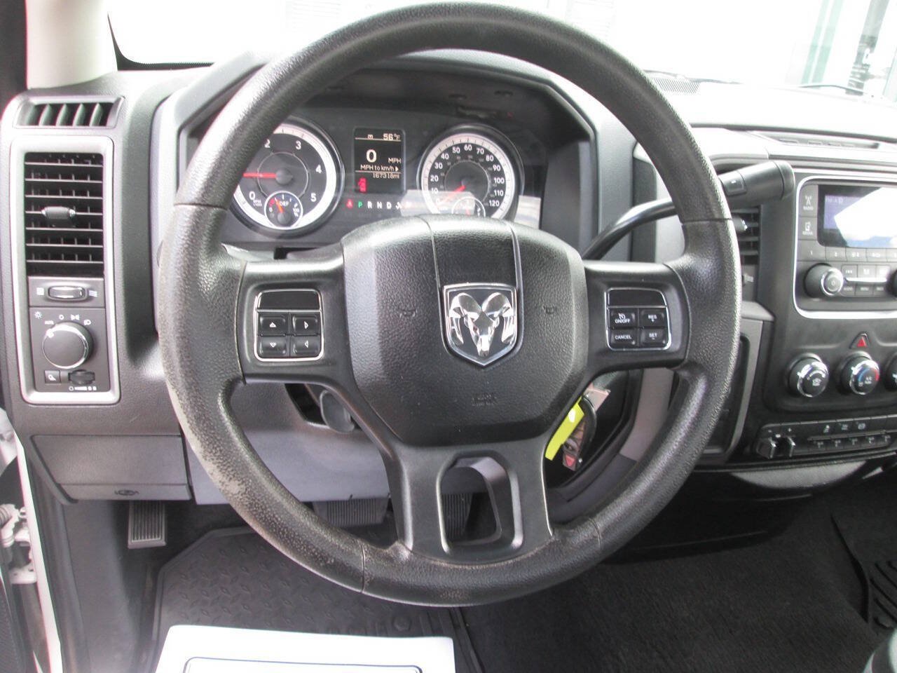 Used 2017 RAM 3500 Tradesman w/ Chrome Appearance Group AWD/4WD image 22