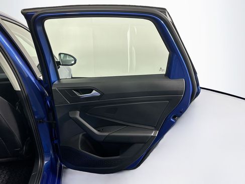 Used 2022 Volkswagen Jetta SE FWD image 28