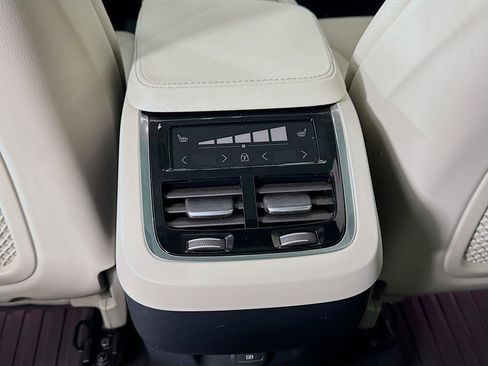 Used 2023 Volvo XC90 B6 Plus w/ Protection Package Premier AWD/4WD image 27