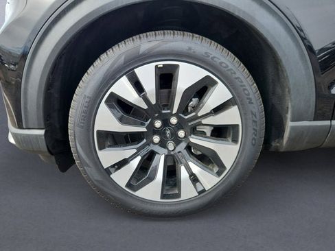 Used 2025 Ford Explorer Platinum w/ LUX Leather Package AWD/4WD image 14