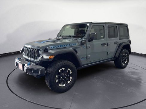 Used 2024 Jeep Wrangler Unlimited Rubicon 4xe AWD/4WD image 7