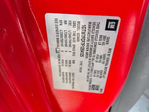 Used 2015 GMC Savana 2500 image 24