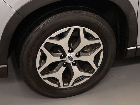 Used 2021 Subaru Forester Premium image 9
