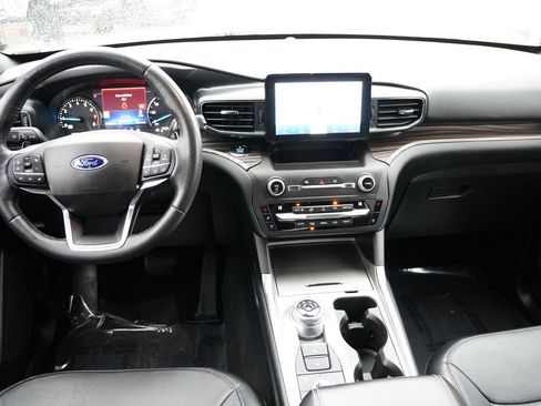 Certified 2020 Ford Explorer Limited AWD/4WD image 20