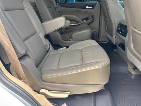 Used 2016 GMC Yukon SLT w/ Open Road Package AWD/4WD image 16