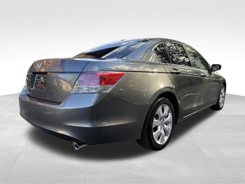 Used 2010 Honda Accord EX-L image 5
