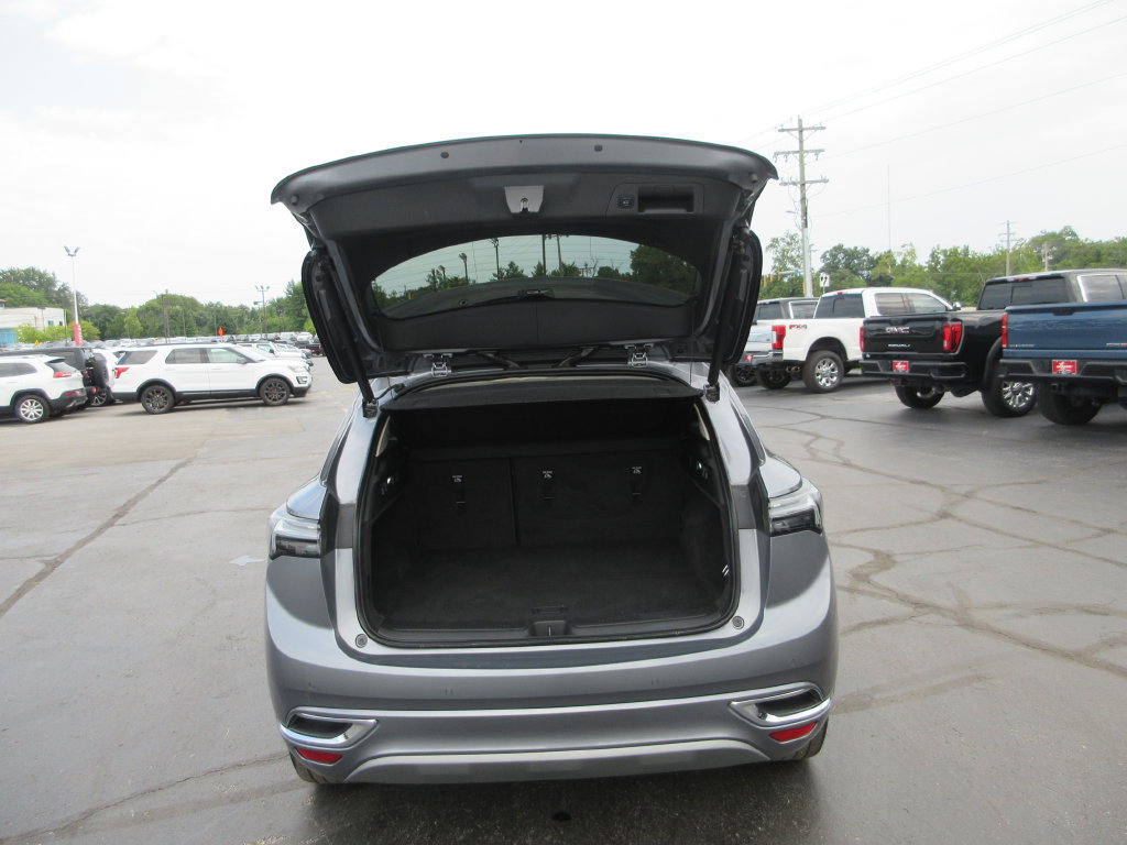 Certified 2022 Buick Envision Avenir w/ Technology Package II AWD/4WD image 8