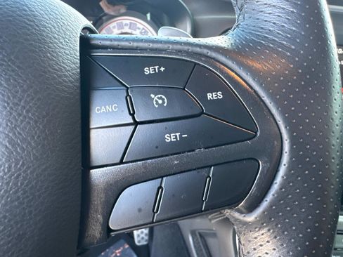 Used 2019 Dodge Challenger R/T Scat Pack w/ Shaker Package image 23