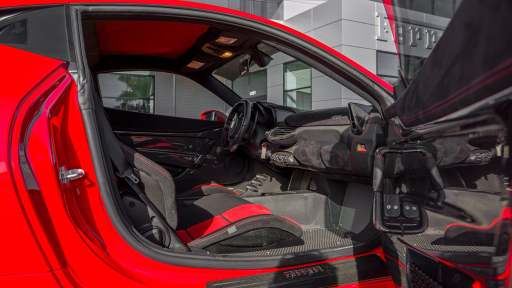 Used 2014 Ferrari 458 Speciale Coupe RWD image 25
