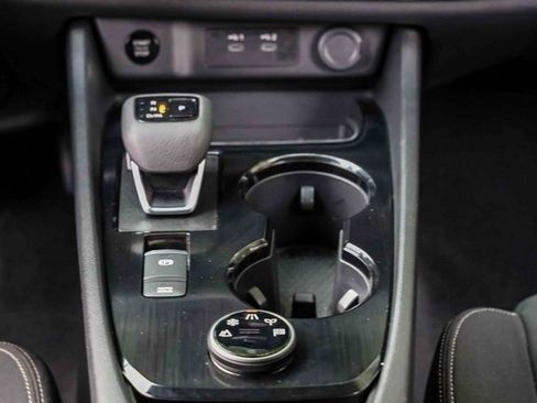 Certified 2025 Nissan Rogue S image 12