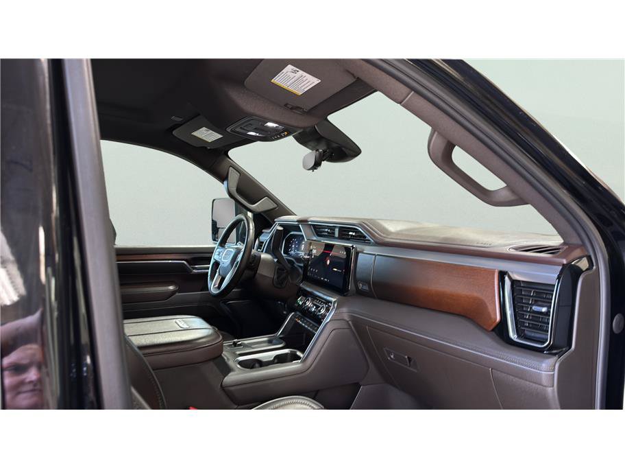 Used 2024 GMC Sierra 2500 Denali w/ Technology Package AWD/4WD image 26