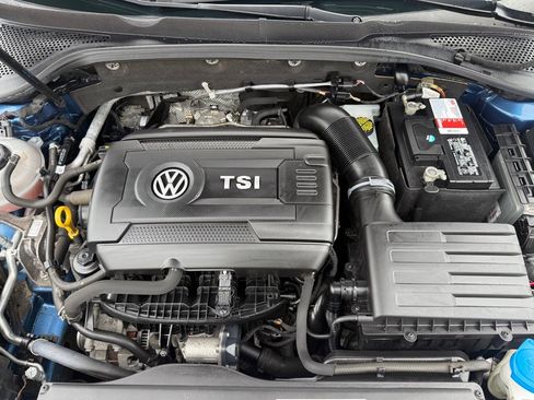 Used 2018 Volkswagen Golf S image 15