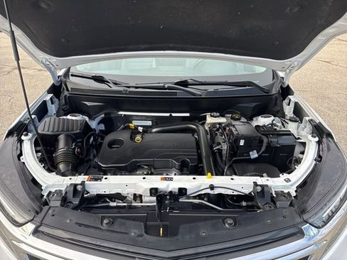 Used 2023 Chevrolet Equinox LT image 10