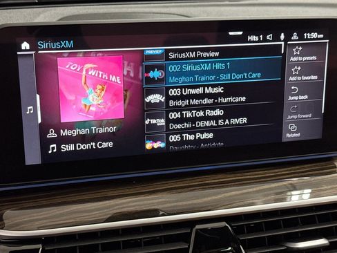 Certified 2023 BMW 530e w/ Convenience Package image 23