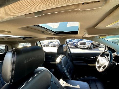 Used 2018 GMC Acadia Denali w/ Technology Package image 13