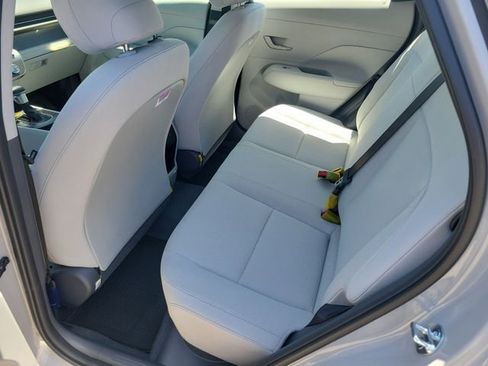 New 2026 Hyundai Kona SE FWD image 21