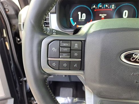 Used 2022 Ford F150 Lariat w/ Equipment Group 502A High image 18