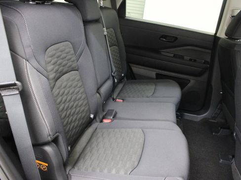 New 2026 Nissan Pathfinder SV FWD image 18