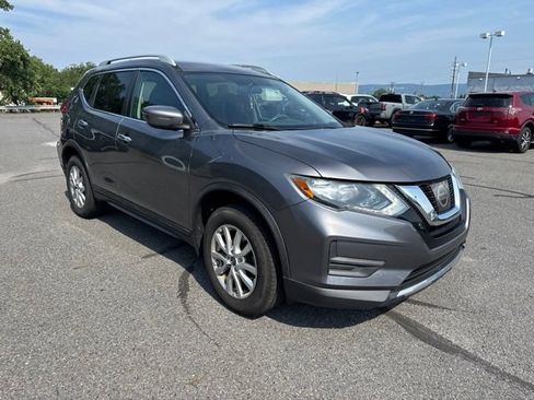 Used 2017 Nissan Rogue SV AWD/4WD image 3