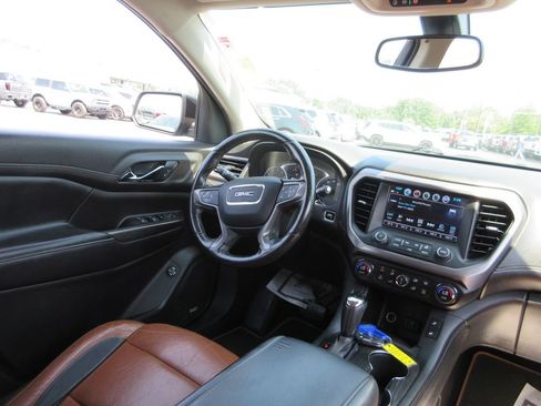 Used 2019 GMC Acadia SLT AWD/4WD image 26