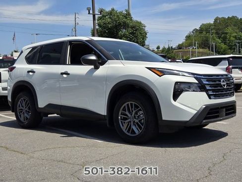 Certified 2026 Nissan Rogue S FWD image 3
