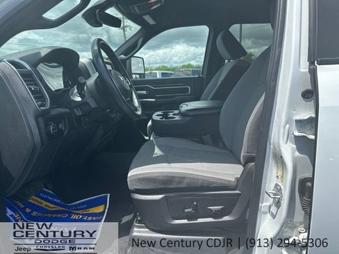 Used 2024 RAM 2500 Big Horn AWD/4WD image 6